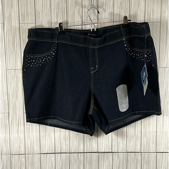 Women's  Denim Shorts With Bling - Picture 1 of 10